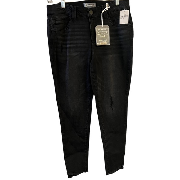 Democracy Black Wash Distressed Luxe Touch Premium Freedom Ankle Length Jean - Picture 10 of 11